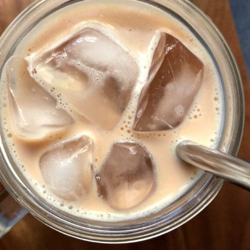 https://www.adayinthekitchen.com/wp-content/uploads/2018/06/iced-english-tea-latte-2-1200x1200-1-500x500.jpg